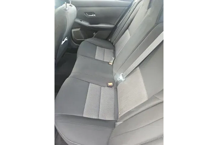 $19700 : Nissan Sentra 2023 SV 4dr Se image 5