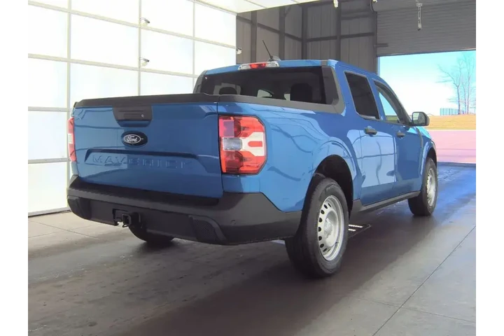 $30999 : Ford Maverick 2026 AWD XL 4d image 5