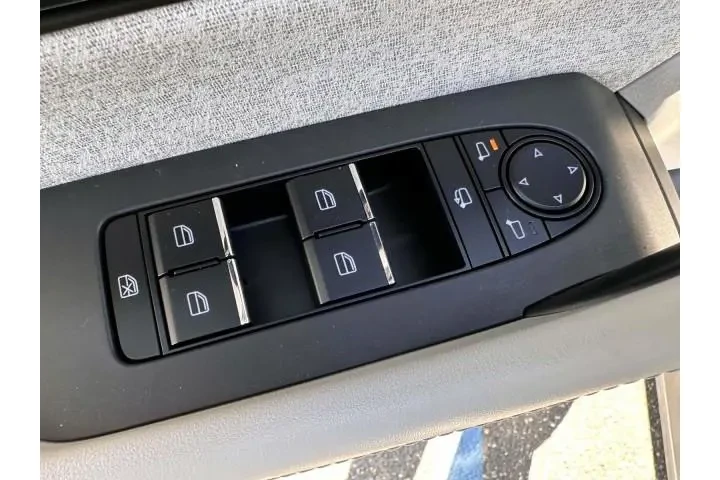 $39999 : Mazda CX-90 2024 AWD 3.3 Tur image 9