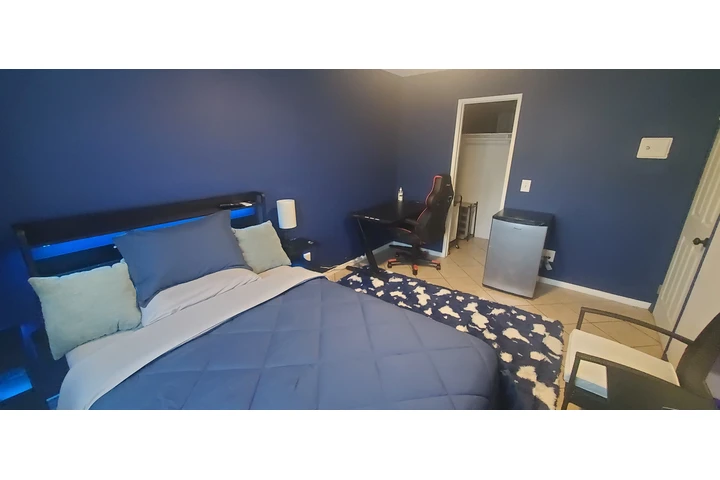 $1250 : Furnished Room for Rent image 4