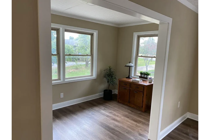 $1300 : 6900 Chisholm Ave, Van Nuys, C image 2