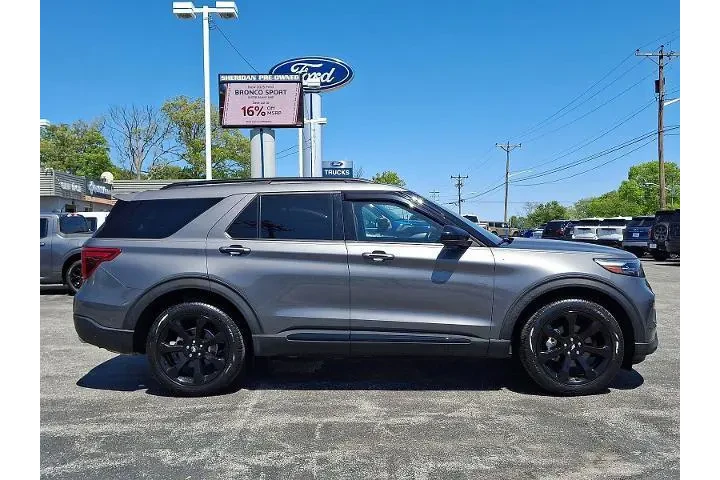 $39035 : Ford Explorer 2022 AWD ST-Li image 7