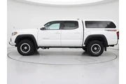 $35998 : Toyota Tacoma 2019 4x4 TRD P thumbnail