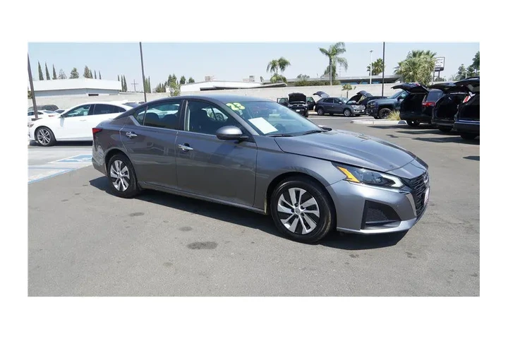 $19500 : 2023 Altima 2.5 S image 4