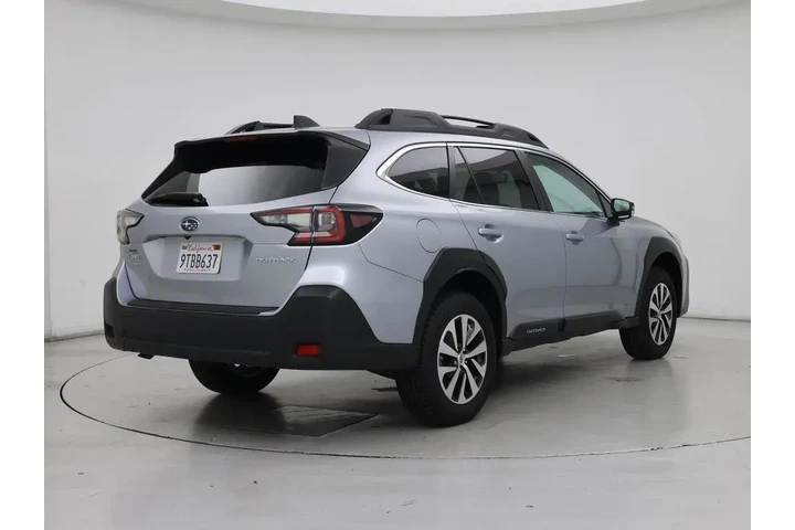 $29998 : Subaru Outback 2025 AWD Prem image 8