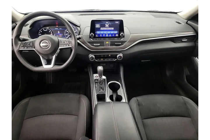 $19998 : Nissan Altima 2023 2.5 SV 4d image 9