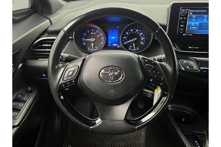 $17998 : Toyota C-HR 2018 XLE 4dr Cro image 10