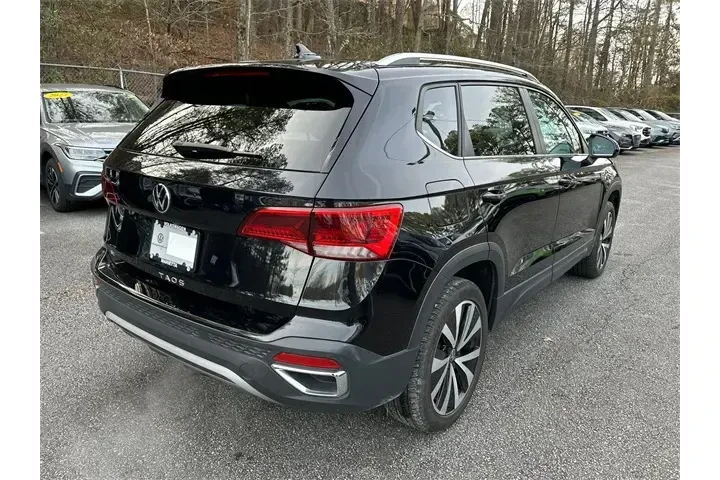 $18788 : Volkswagen Taos 2024 SE 4dr image 7