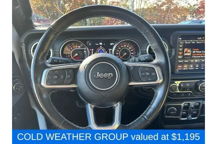 $29990 : Jeep Wrangler Unlimited 2022 image 9