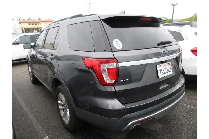 $11499 : Ford Explorer 2016 XLT 4dr S image 2