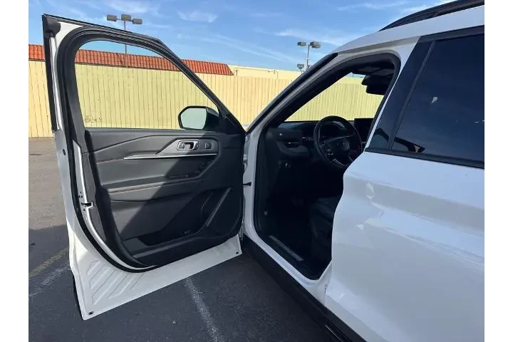 $39391 : Ford Explorer 2025 ST-Line 4 image 7