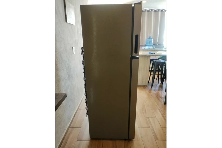 $7500 : Refrigerador Whirlpool 11 ft³ image 10
