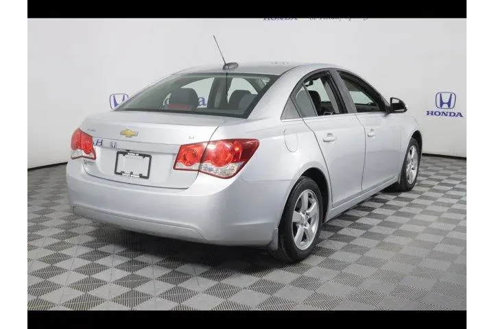 $10875 : Chevrolet Cruze Limited 2016 image 7