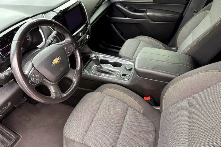 $15977 : Chevrolet Traverse 2018 LT C image 9