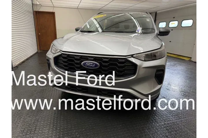 $27729 : Ford Escape 2024 AWD ST-Line image 3