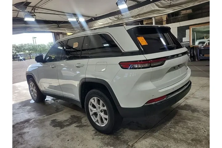$21990 : Jeep Grand Cherokee 2022 4x2 image 4