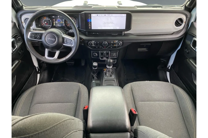 $37911 : Jeep Wrangler 2024 4x4 Sahar image 10