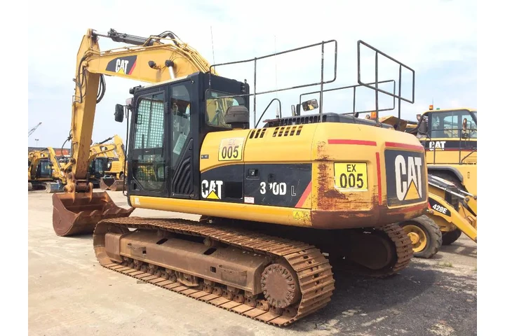 $845000 : EXCAVADORA CAT 2012 image 1