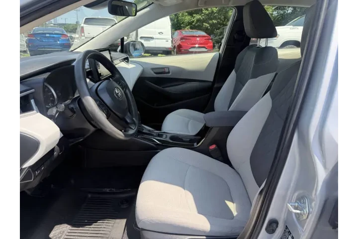 $17995 : 2022 Corolla LE image 7