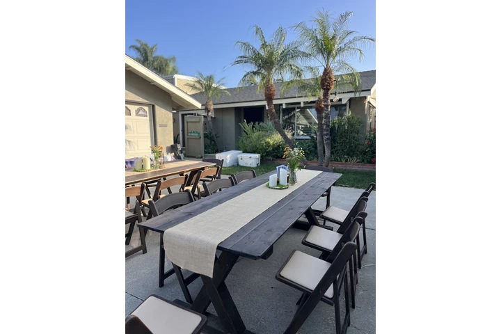 Jumpers tables chairs tents image 1