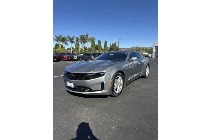 $29852 : Chevrolet Camaro 2024 LT 2dr image 7