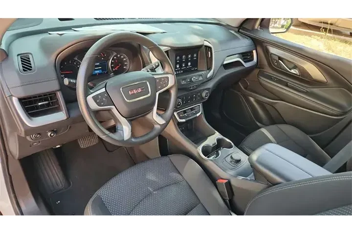 $22608 : GMC Terrain 2024 AWD SLE 4dr image 9