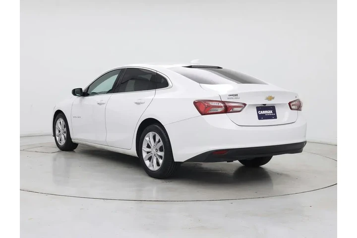 $13998 : Chevrolet Malibu 2020 LT 4dr image 2