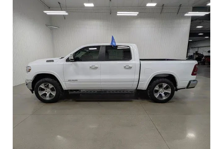 $36401 : Ram 1500 2022 4x4 Laramie 4d image 1