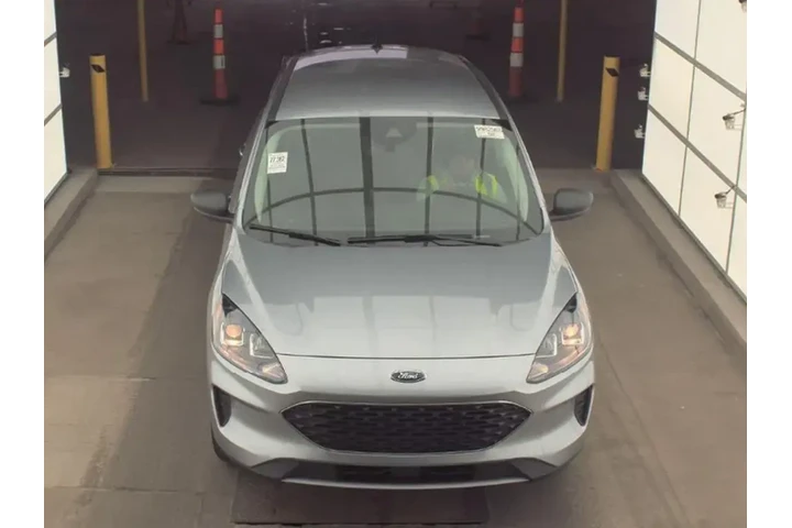 $18493 : Ford Escape 2022 AWD SE 4dr image 2