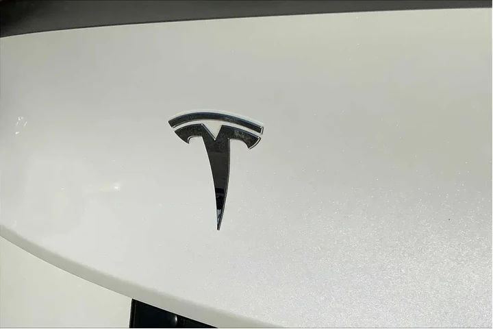 $30999 : Tesla Model Y 2023 AWD Perfo image 9