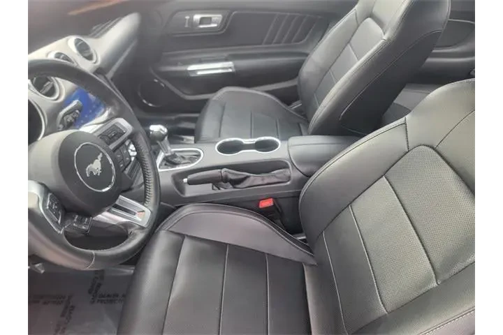 $26445 : Ford Mustang 2022 EcoBoost P image 10