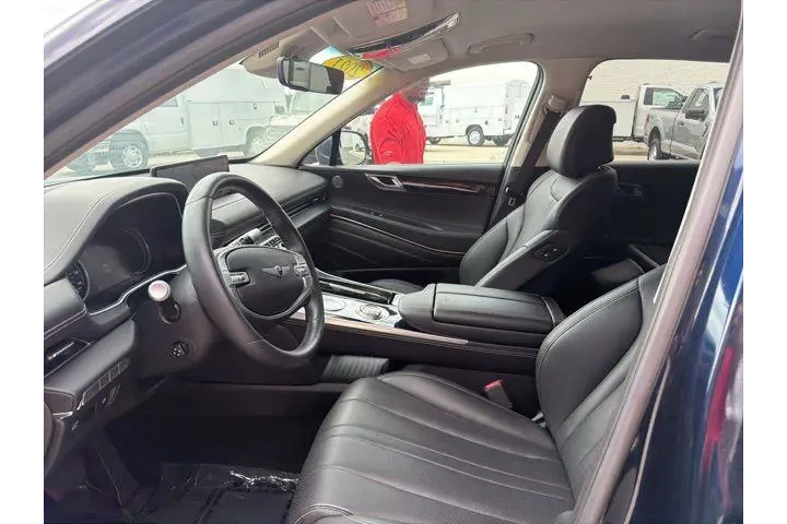 $32490 : Genesis GV80 2021 2.5T 4dr S image 9