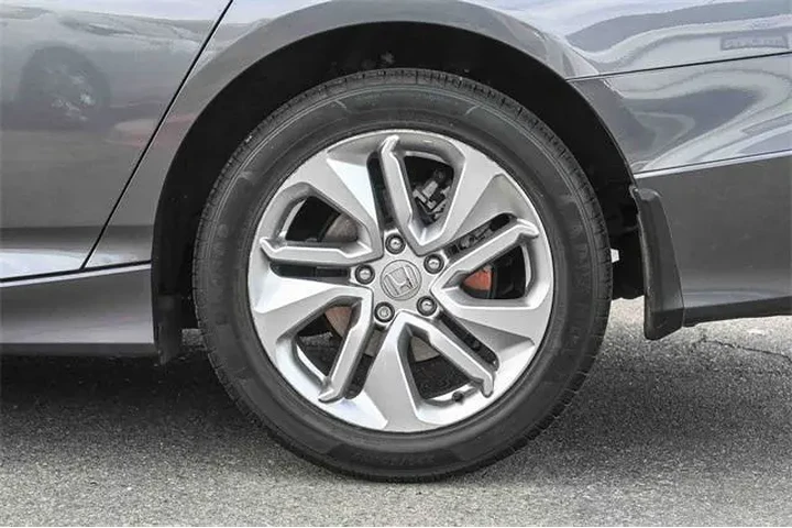 $18800 : Honda Accord 2020 LX 4dr Sed image 10