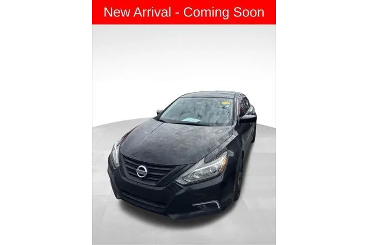 $11987 : Nissan Altima 2018 2.5 SR 4d image 1