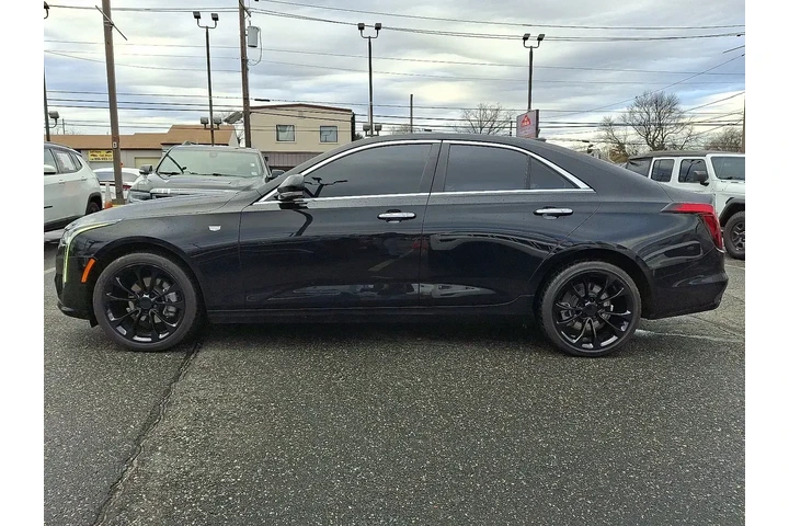 $27389 : Cadillac CT4 2023 AWD Luxury image 2