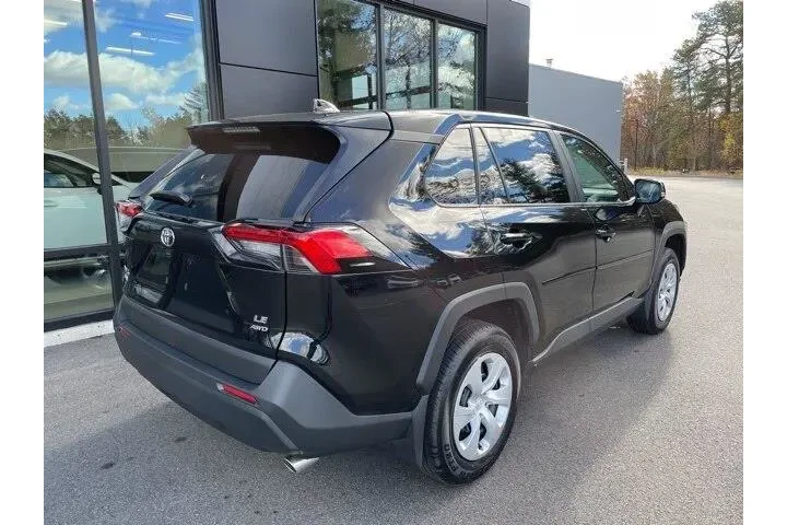 $30250 : Toyota RAV4 2025 AWD LE 4dr image 6