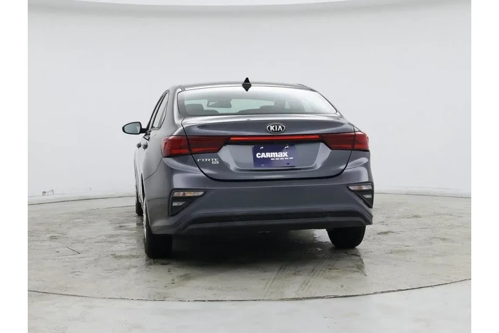 $16998 : Kia Forte 2019 FE 4dr Sedan image 6