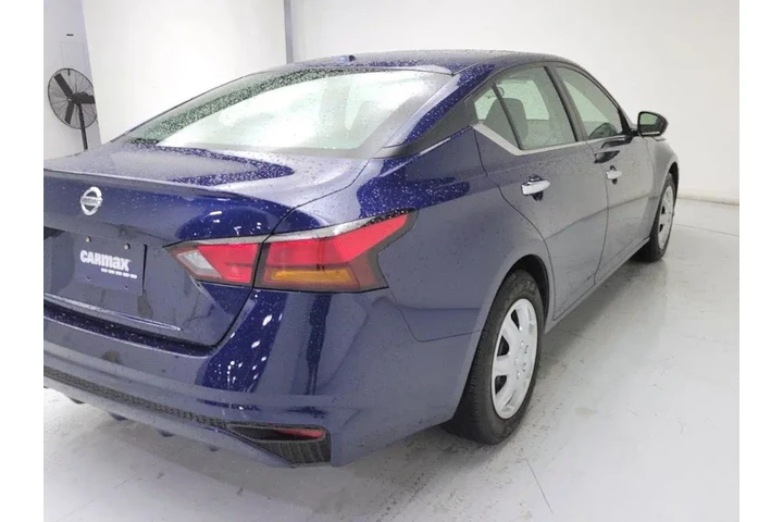 $18998 : Nissan Altima 2020 2.5 S 4dr image 5