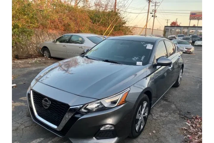 $14995 : 2019 Altima 2.5 S image 3