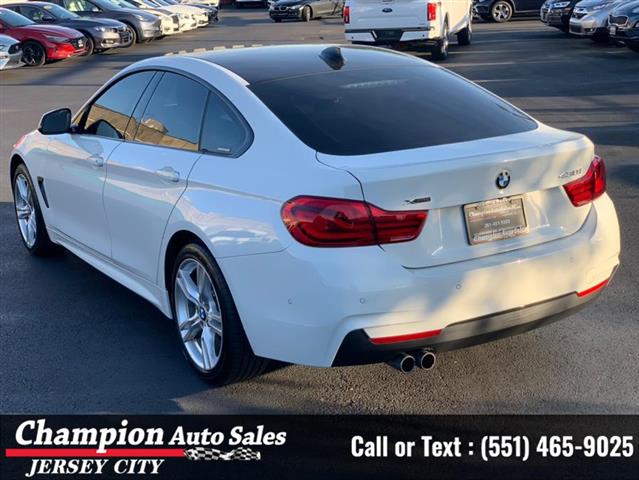 Used 2019 4 Series 430i xDriv image 10