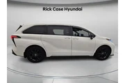 $39222 : Toyota Sienna 2022 XSE 7-Pas thumbnail