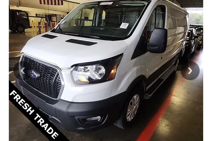 $32668 : Ford Transit 2024 250 3dr LW image 1