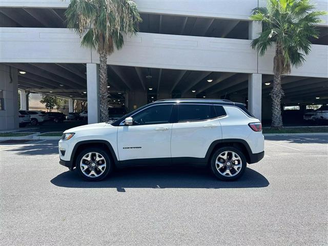 $17000 : 2020 JEEP COMPASS2020 JEEP CO image 3