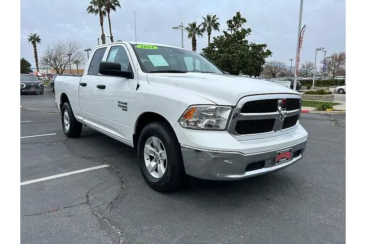 $27995 : Ram 1500 Classic 2024 4x2 SL image 1