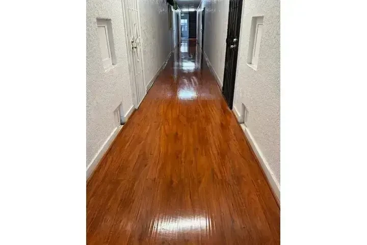 $1395 : RENTO UN ESTUDIO image 9