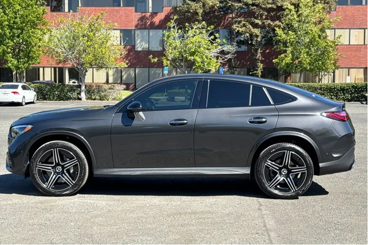 Mercedes-Benz GLC 2024 AWD G image 6