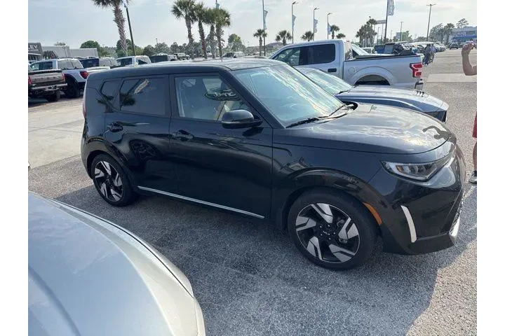 $23221 : Kia Soul 2025 GT-Line 4dr Cr image 2