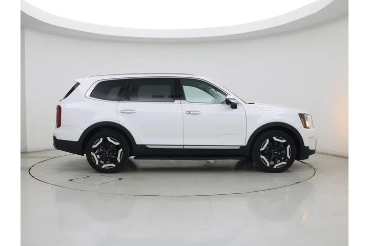 $35998 : Kia Telluride 2024 S 4dr SUV image 7