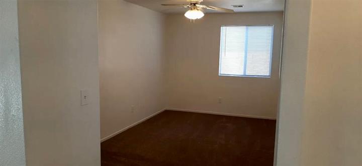 $1100 : Available - North Las Vegas image 3