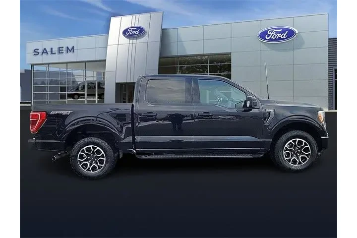$39895 : Ford F-150 2022 4x4 XLT 4dr image 2